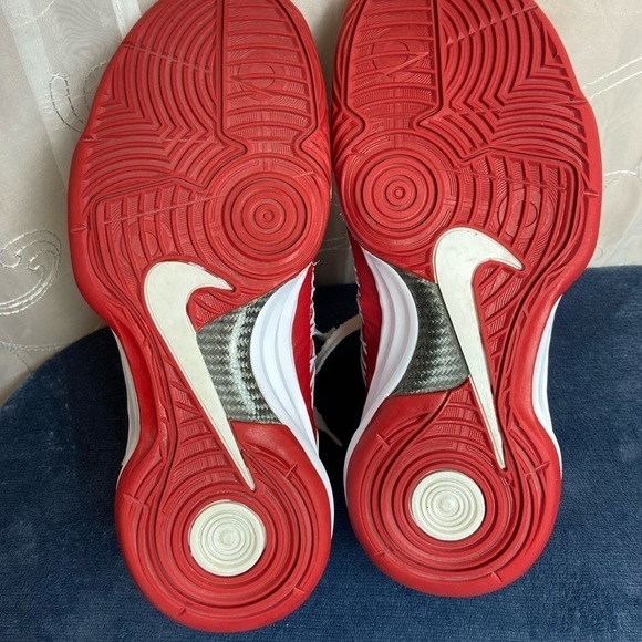 Nike 2012 Hyperdunk Red/White Basketball Shoes, Eur39 - Picture 12 of 13